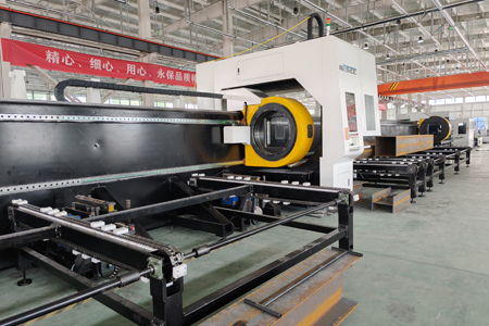AP-12055 Pipe Fiber laser cutting machine (Side-mounted)