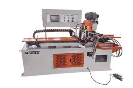 MC-425CNC TRANSVERSE FEED PIPE CUTTER