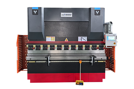 WC67K-125T2500 CNC Hydraulic Press Brake Machine
